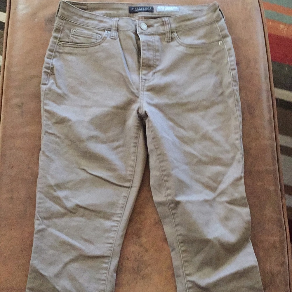 Tan High Waisted Aeropostale Jeggings